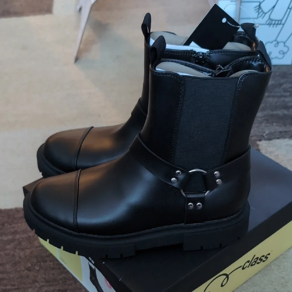 Art Class Kids Boots